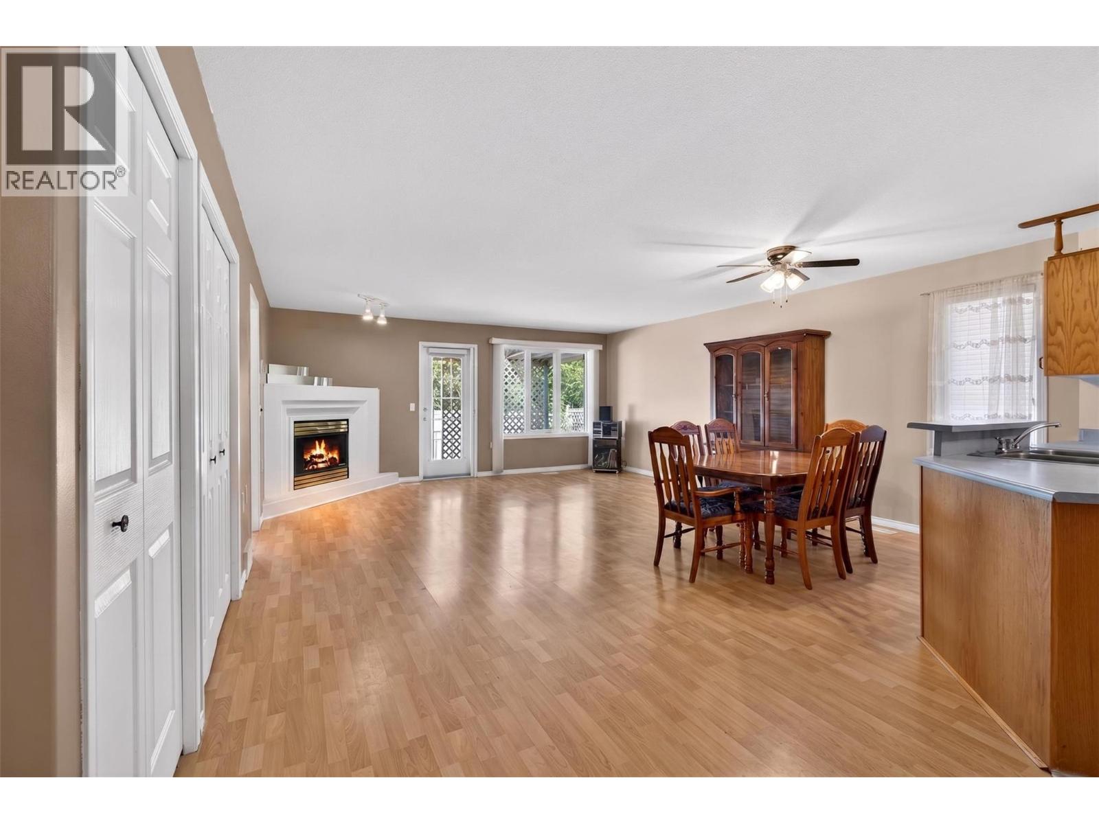 #7 780 10 Street SW - 2