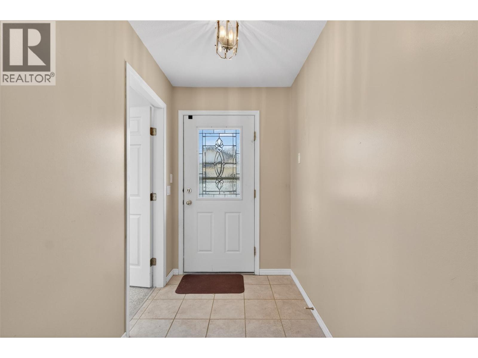 #7 780 10 Street SW - 36