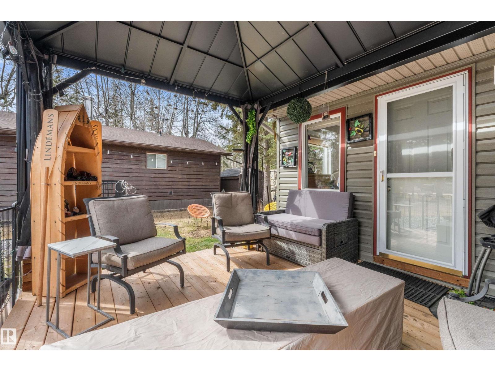 6317 49 ST - 10