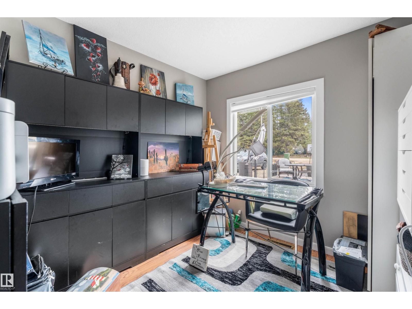 6317 49 ST - 30