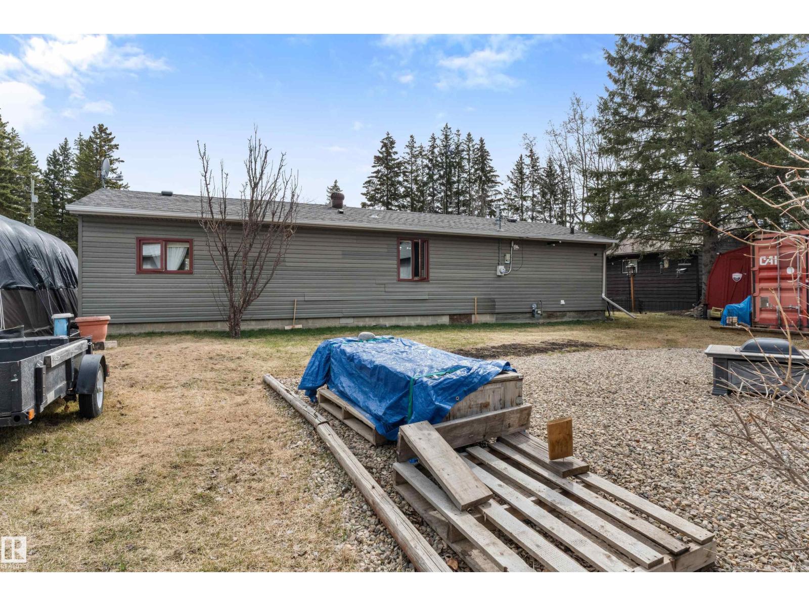 6317 49 ST - 37
