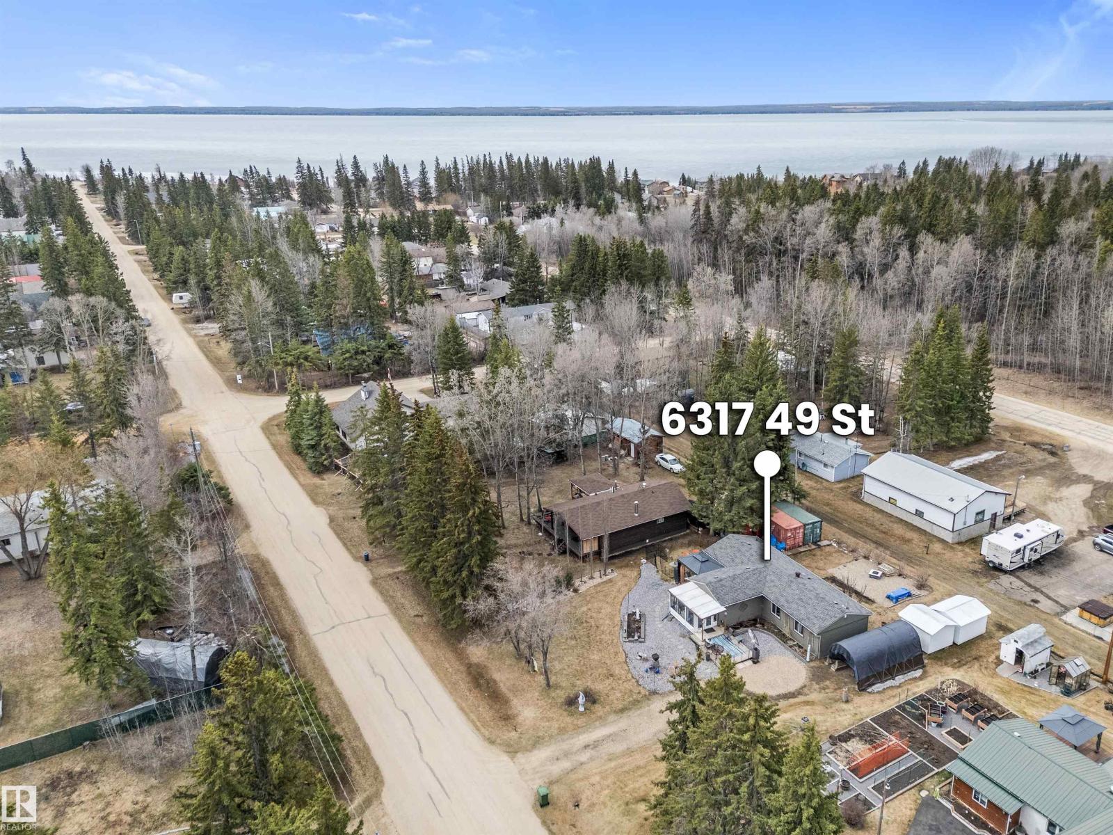 6317 49 ST - 5