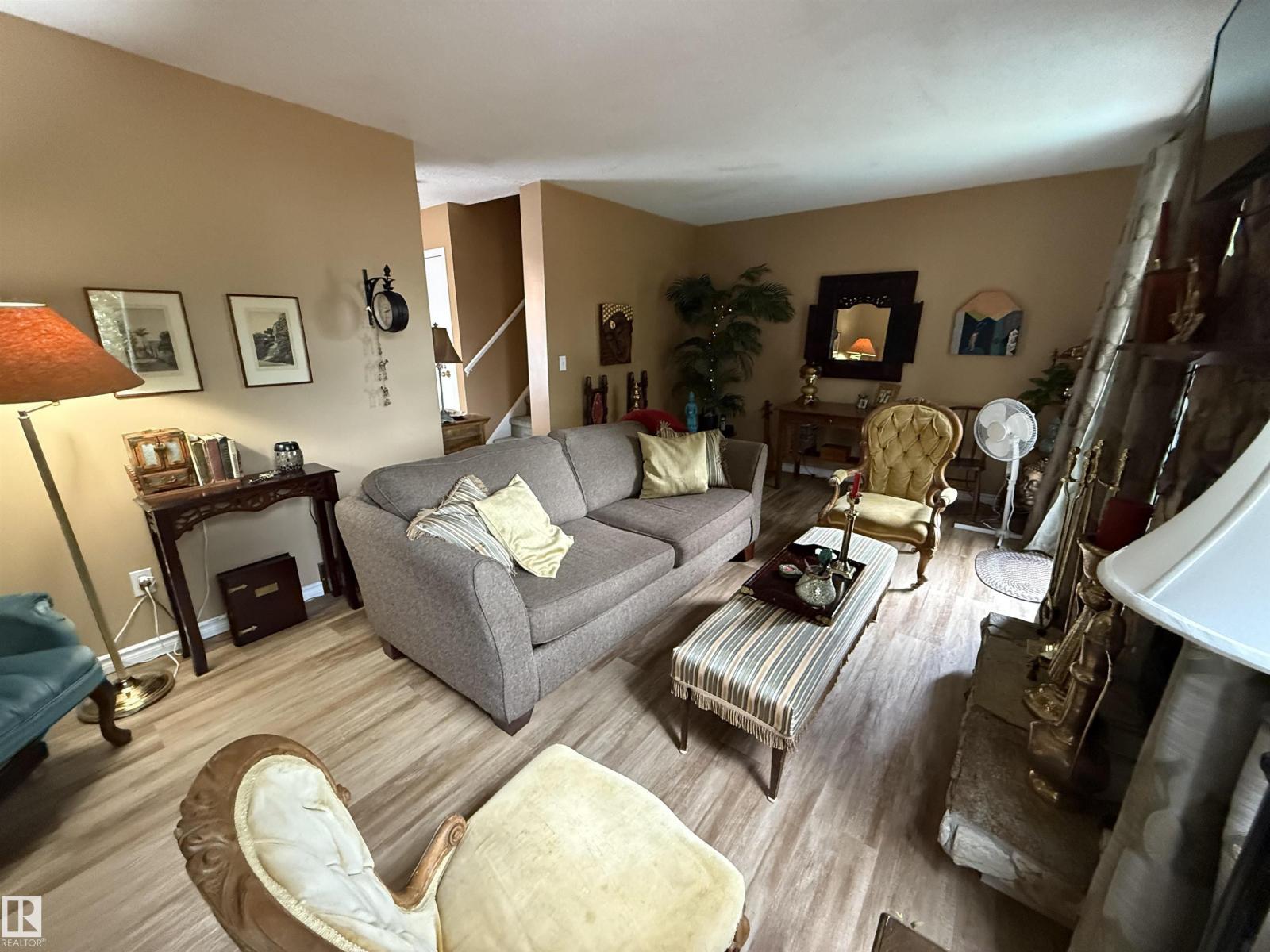 18525 66 AV NW, Edmonton