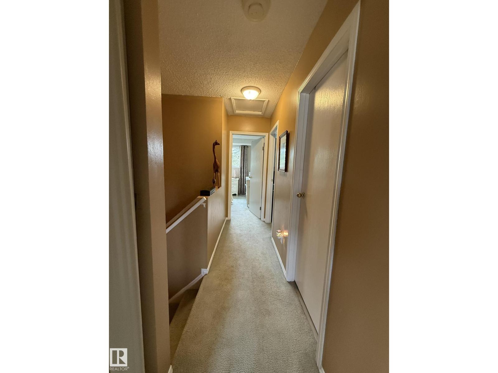 18525 66 AV NW, Edmonton