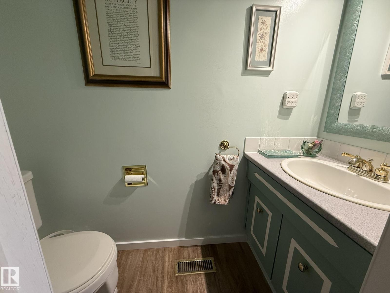 18525 66 AV NW, Edmonton