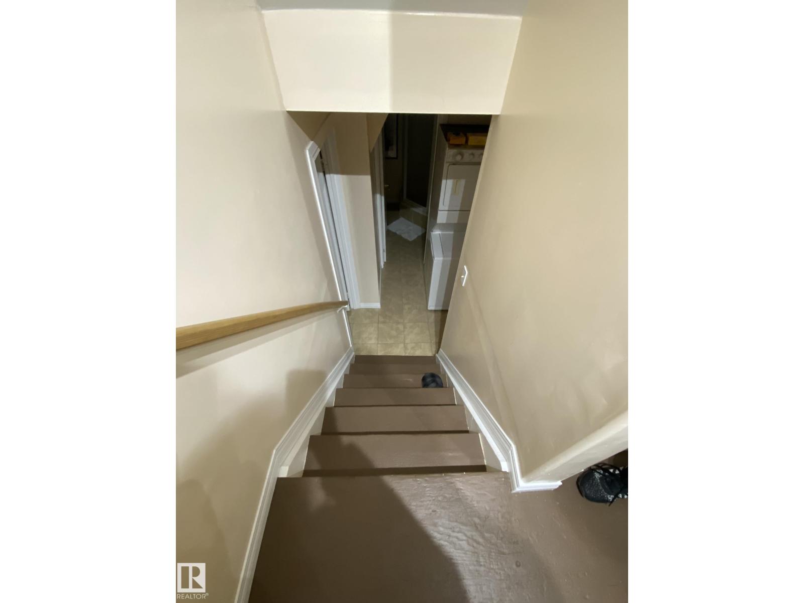 18525 66 AV NW, Edmonton