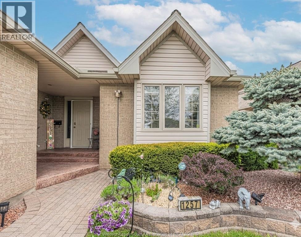 1257 IMPERIAL, Windsor, Ontario, N9G2T5 — Photo 2