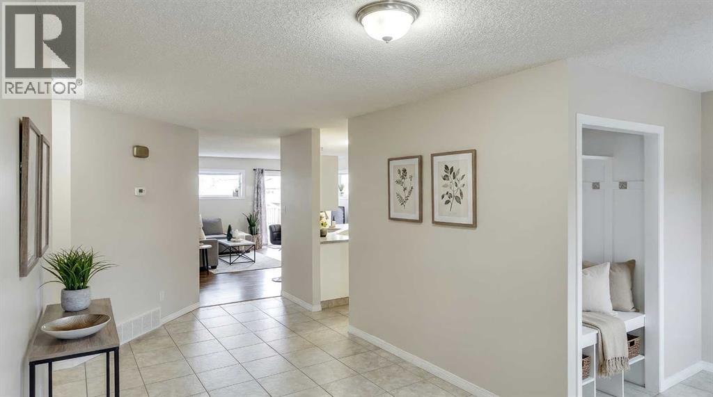 Entrance Foyer Area