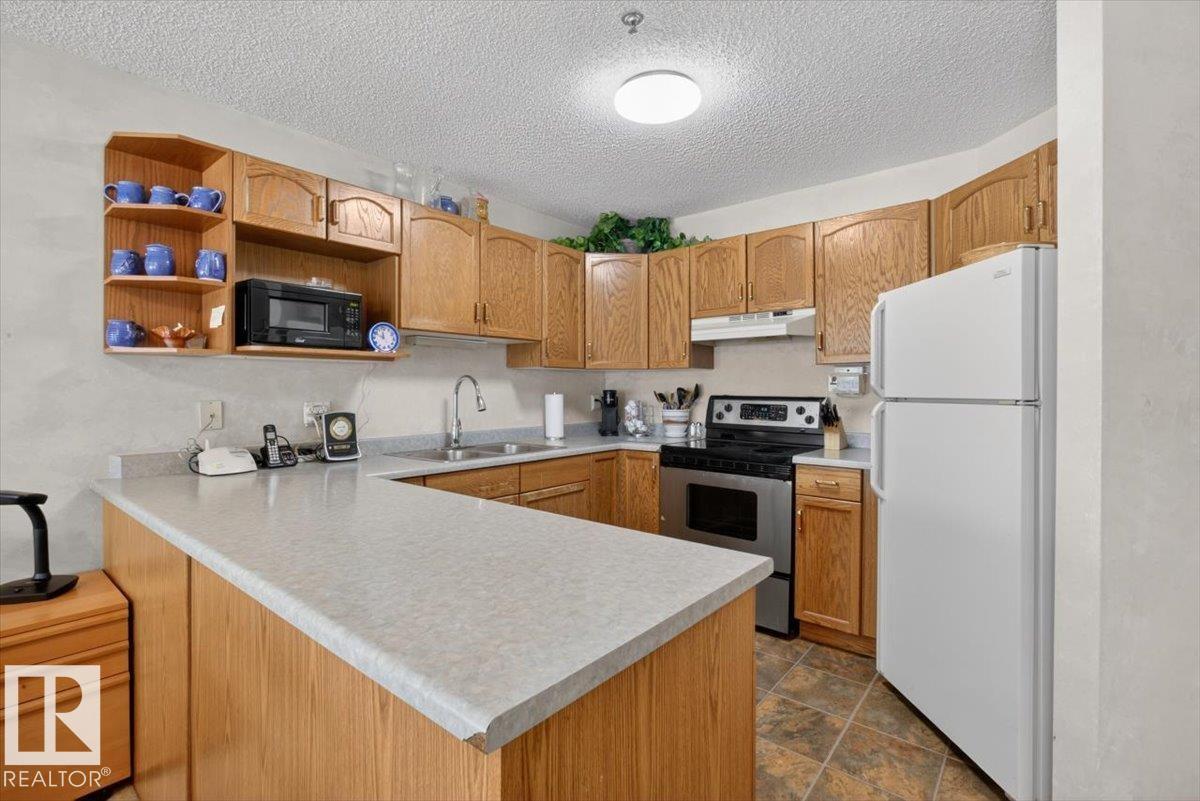 #105 5212 25 AV NW NW, Edmonton