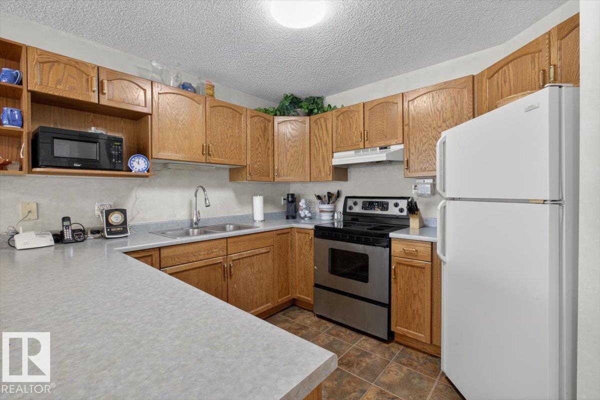 #105 5212 25 AV NW NW, Edmonton