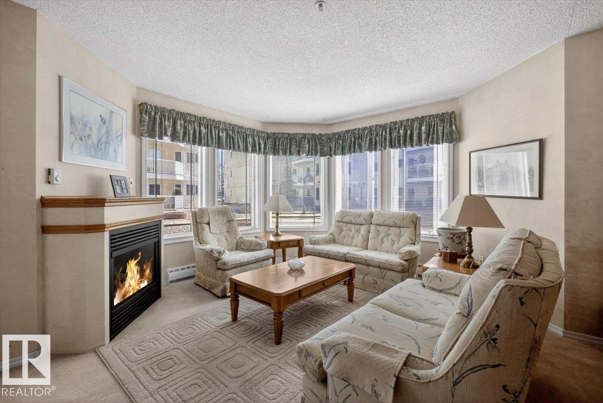 #105 5212 25 AV NW NW, Edmonton