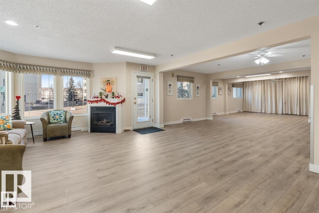 #105 5212 25 AV NW NW, Edmonton
