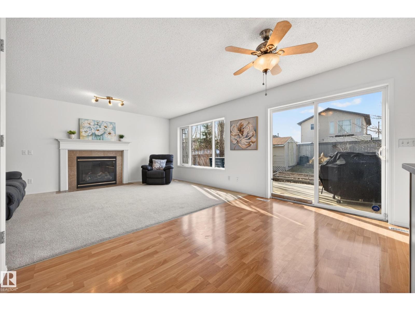 19019 49 AV NW, Edmonton