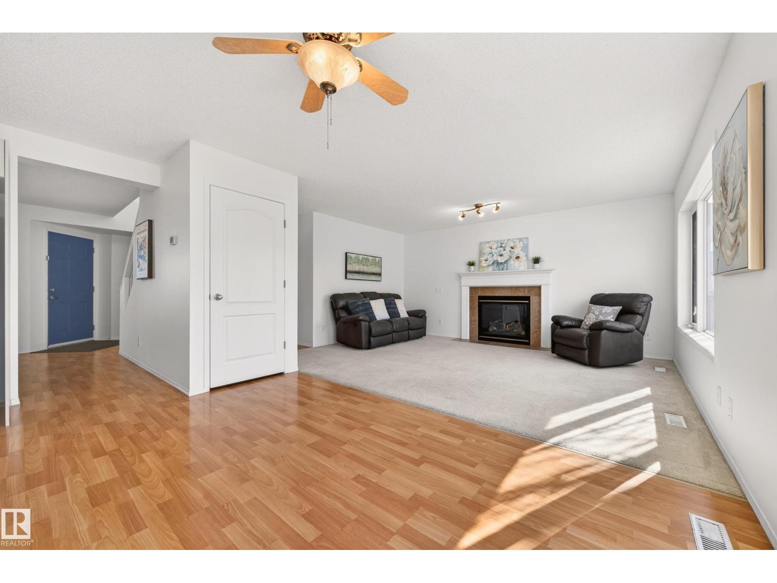 19019 49 AV NW, Edmonton