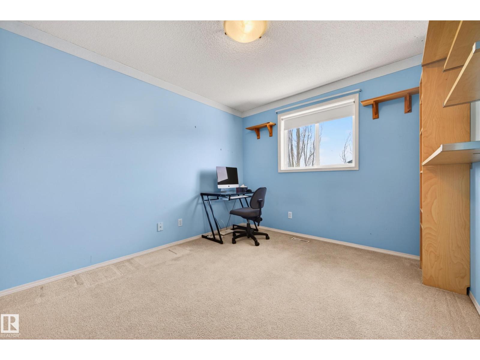 19019 49 AV NW, Edmonton