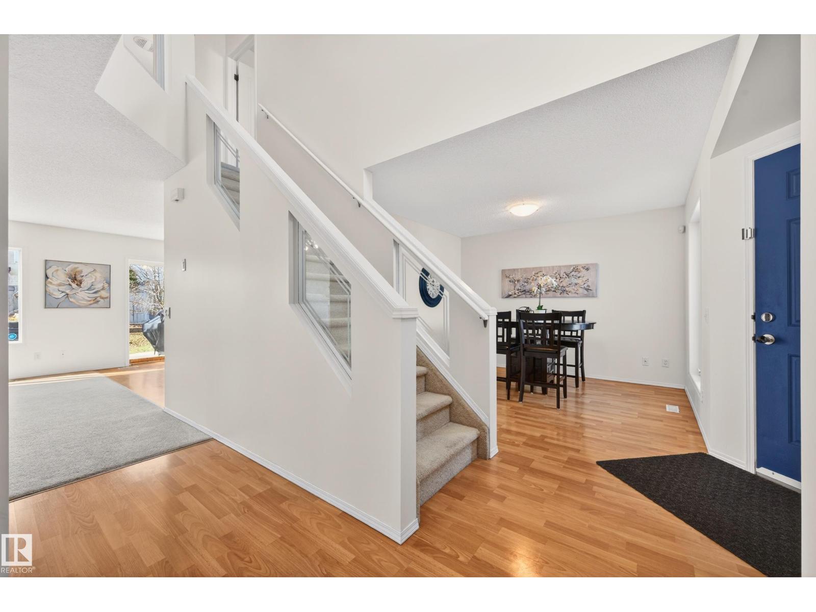 19019 49 AV NW, Edmonton