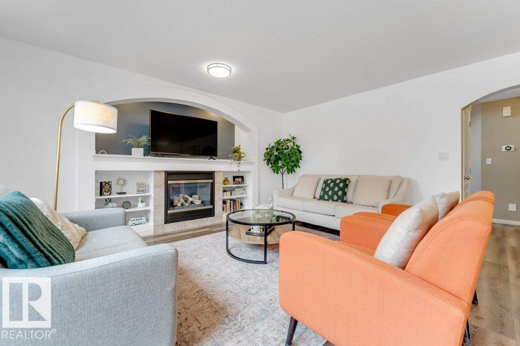 3913 MCMULLEN GREEN GR SW, Edmonton