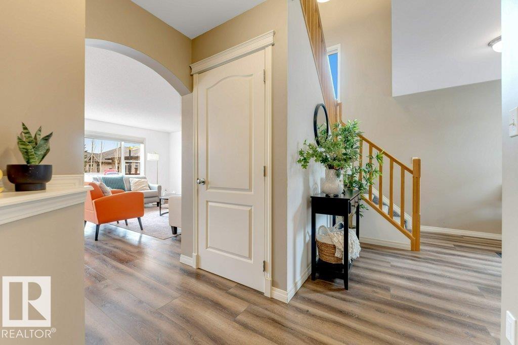 3913 MCMULLEN GREEN GR SW, Edmonton