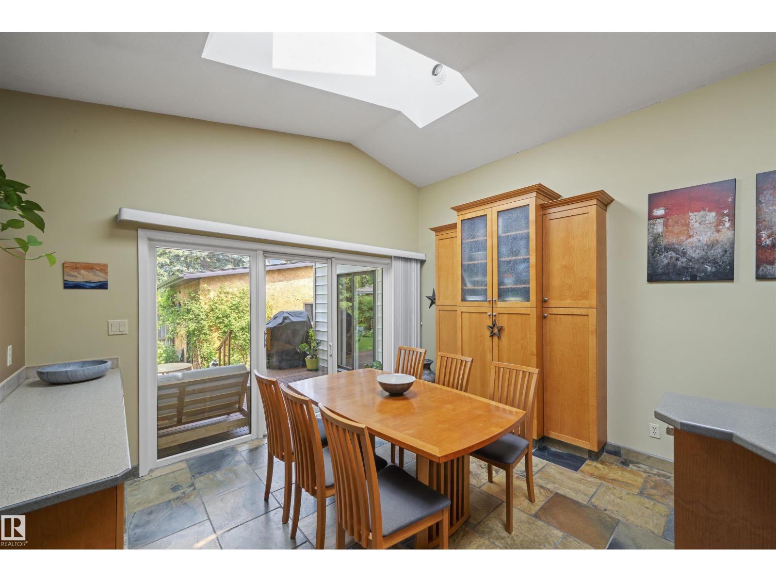 11622 76 AV NW, Edmonton