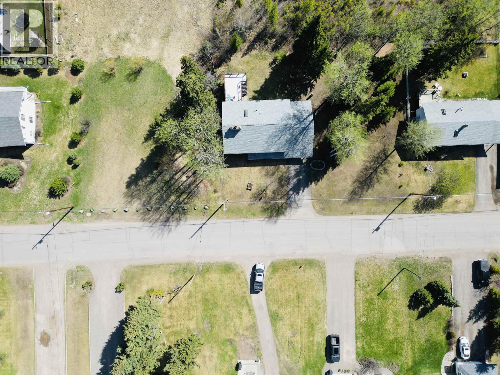 536 5TH AVENUE - 11