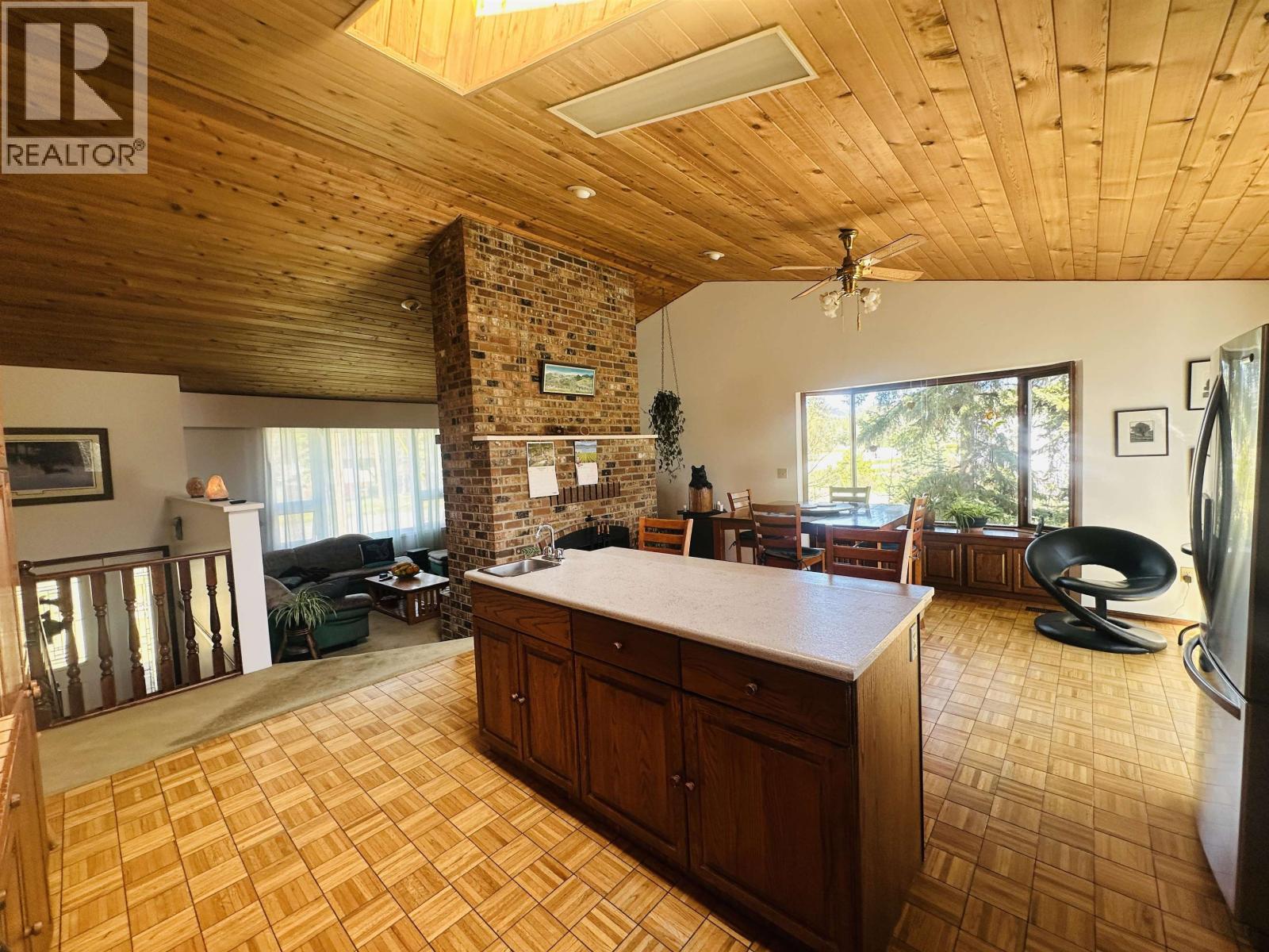536 5TH AVENUE - 15