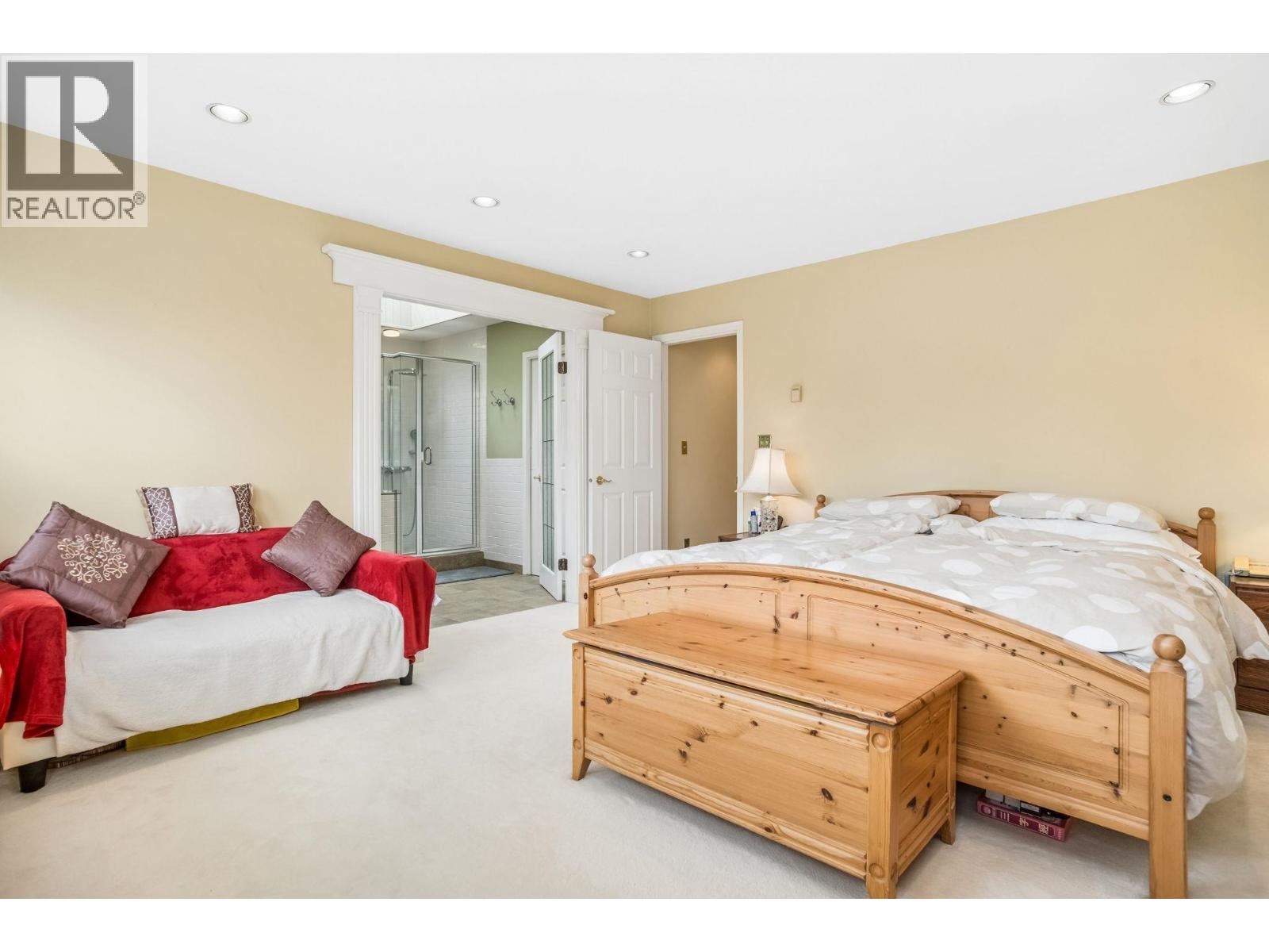 4 Bed, 4 Bath House for Sale in Vancouver – 2828 W 23RD AVENUE, Vancouver - Image 3