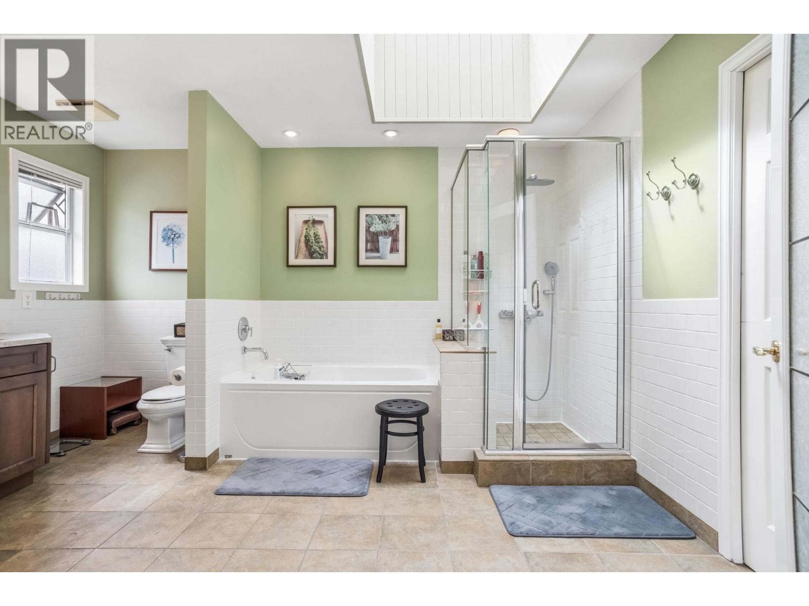 4 Bed, 4 Bath House for Sale in Vancouver – 2828 W 23RD AVENUE, Vancouver - Image 12