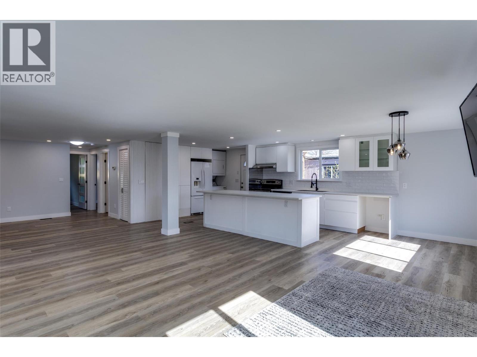 #25 2095 Boucherie Road - 12