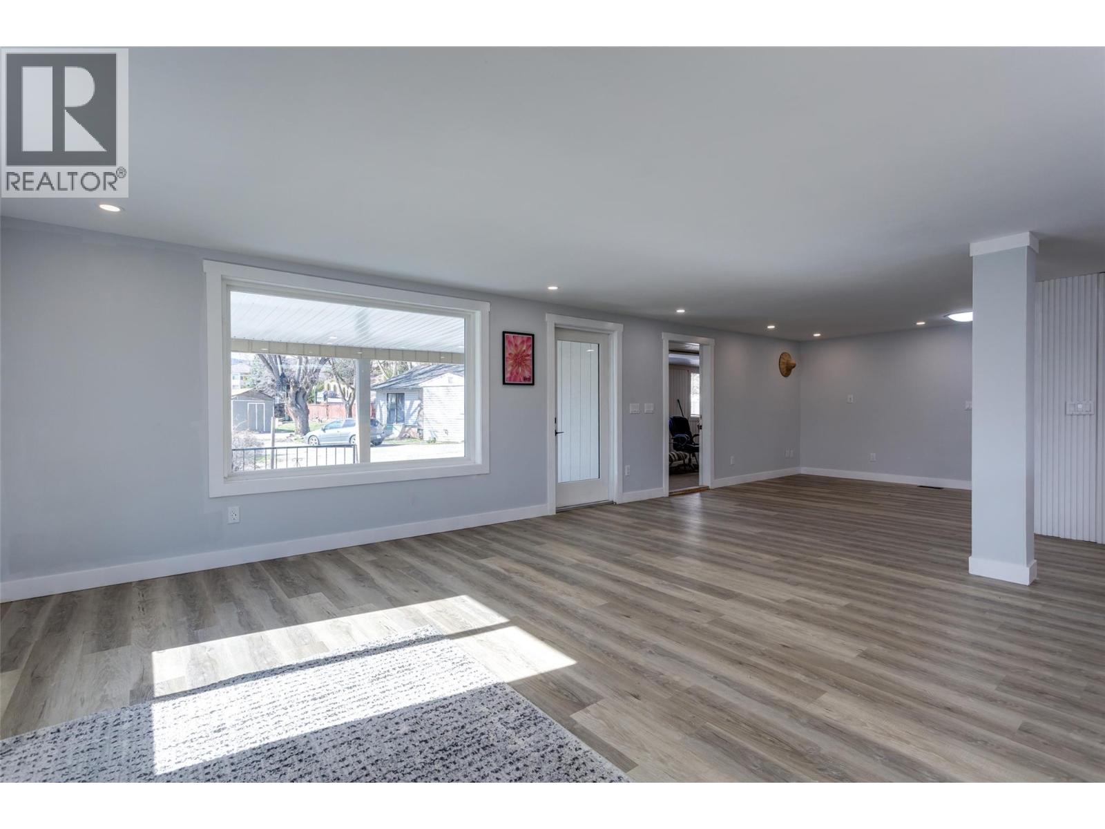 #25 2095 Boucherie Road - 17