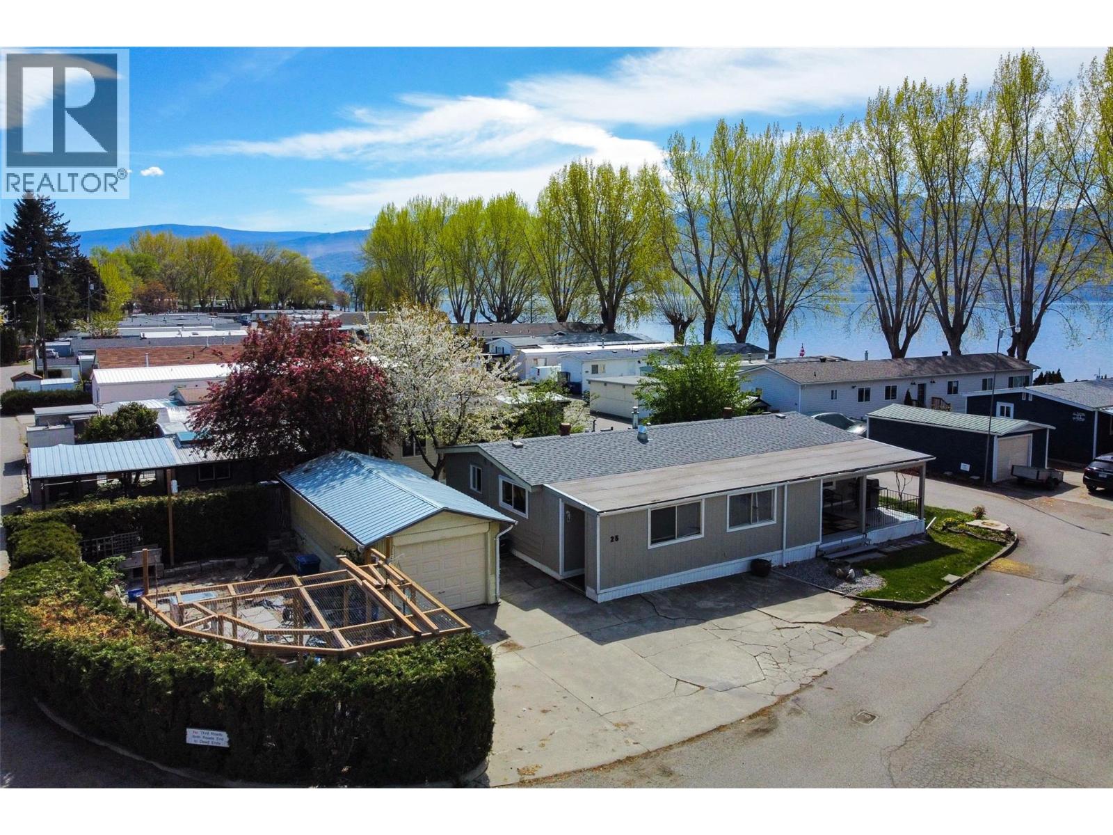 #25 2095 Boucherie Road - 45