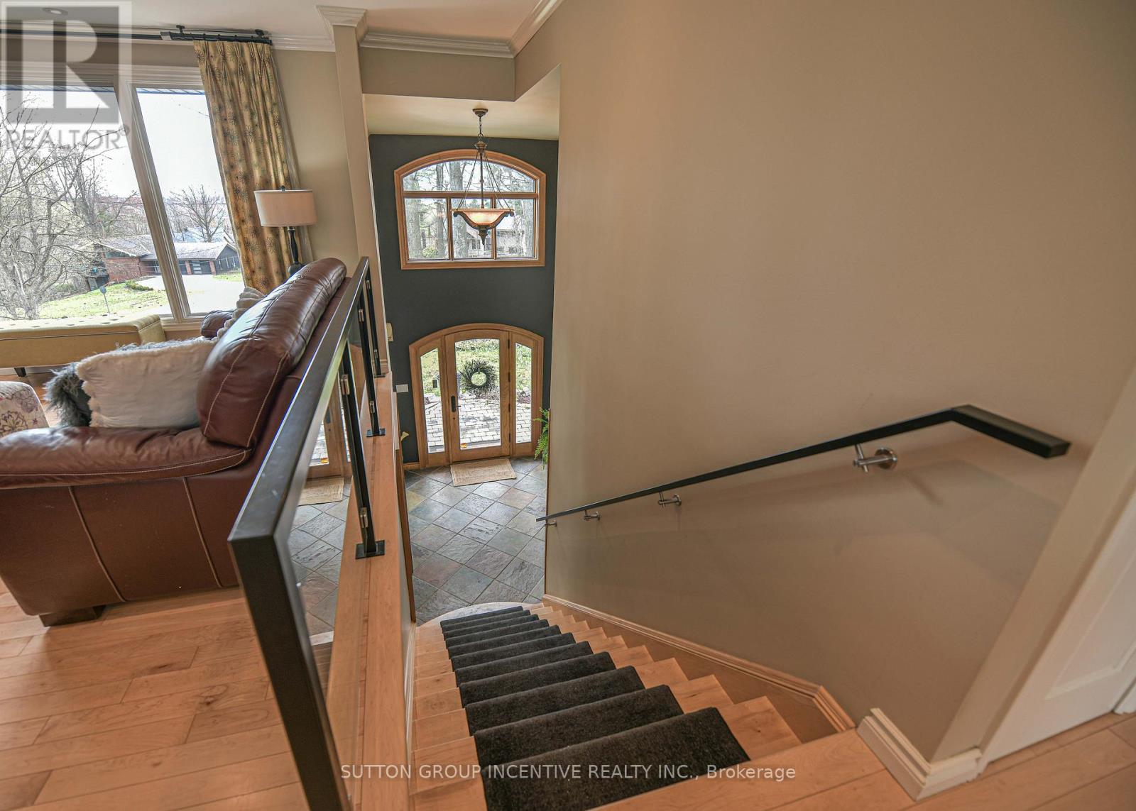 1363 ST. VINCENT STREET - 32