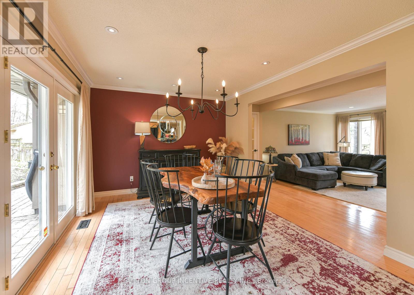 1363 ST. VINCENT STREET - 38