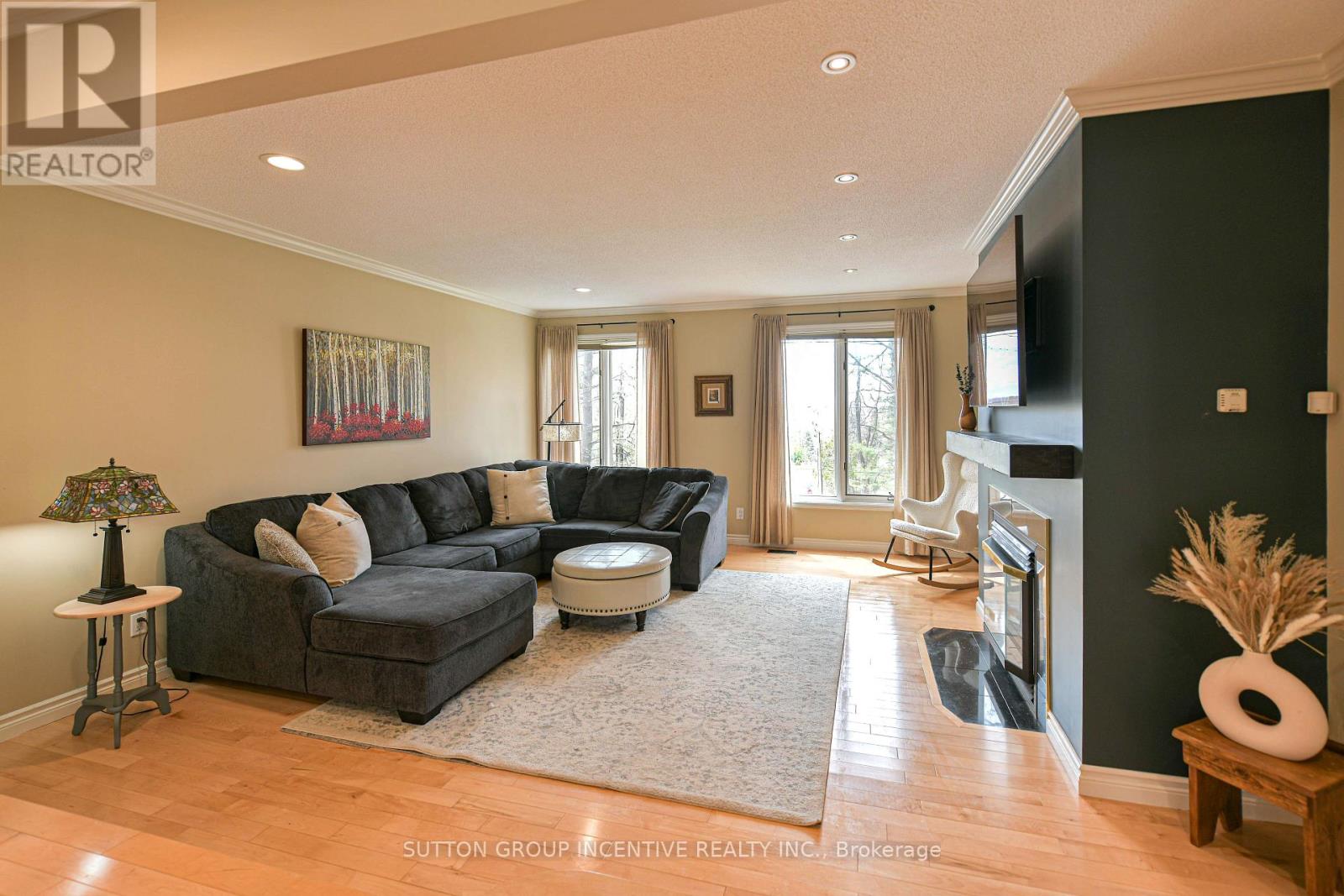 1363 ST. VINCENT STREET - 40