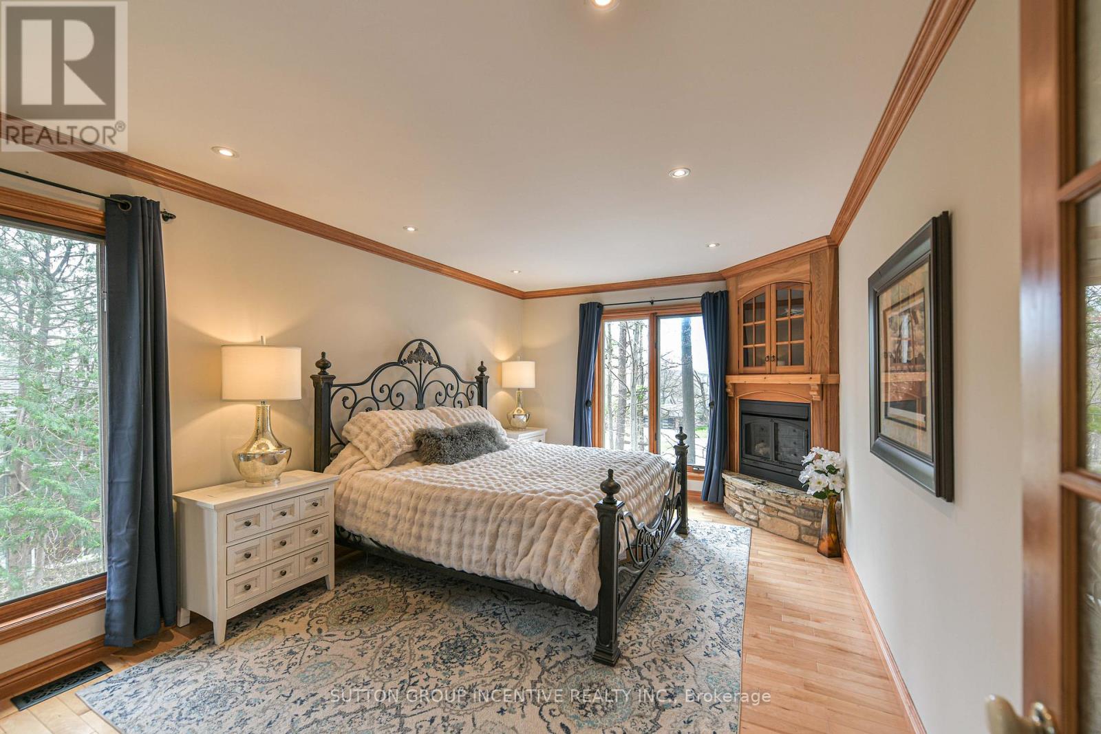1363 ST. VINCENT STREET - 43