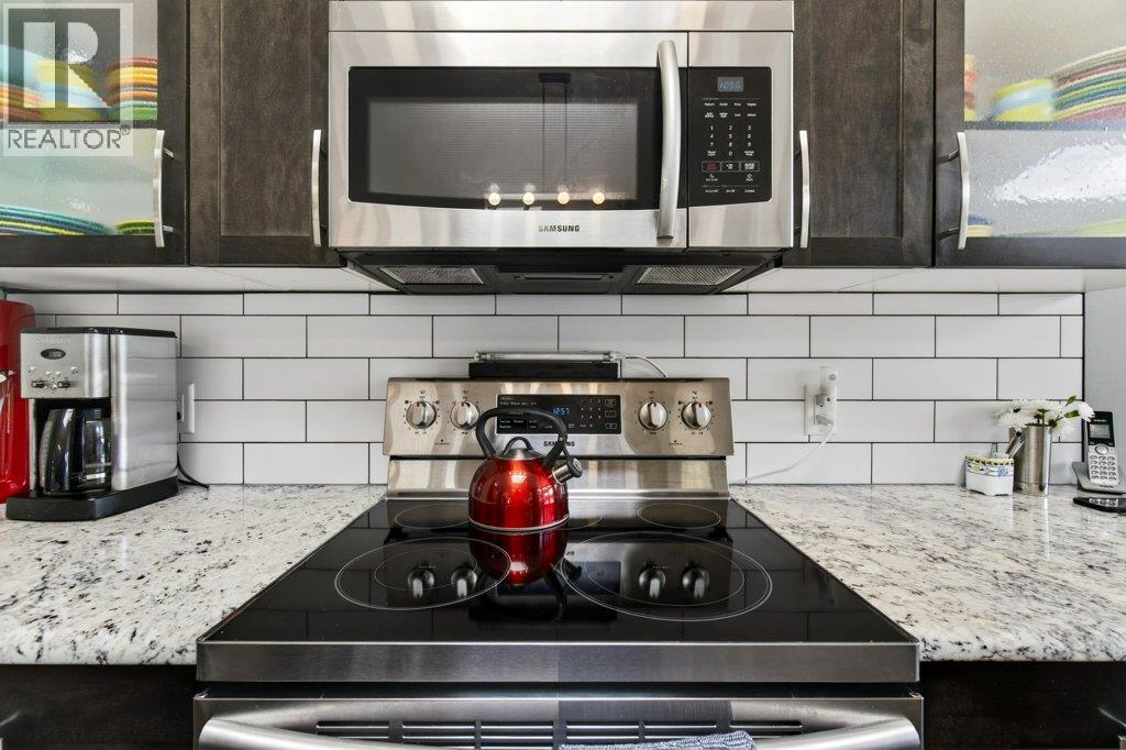 #18 1581 20 Street NE - 20