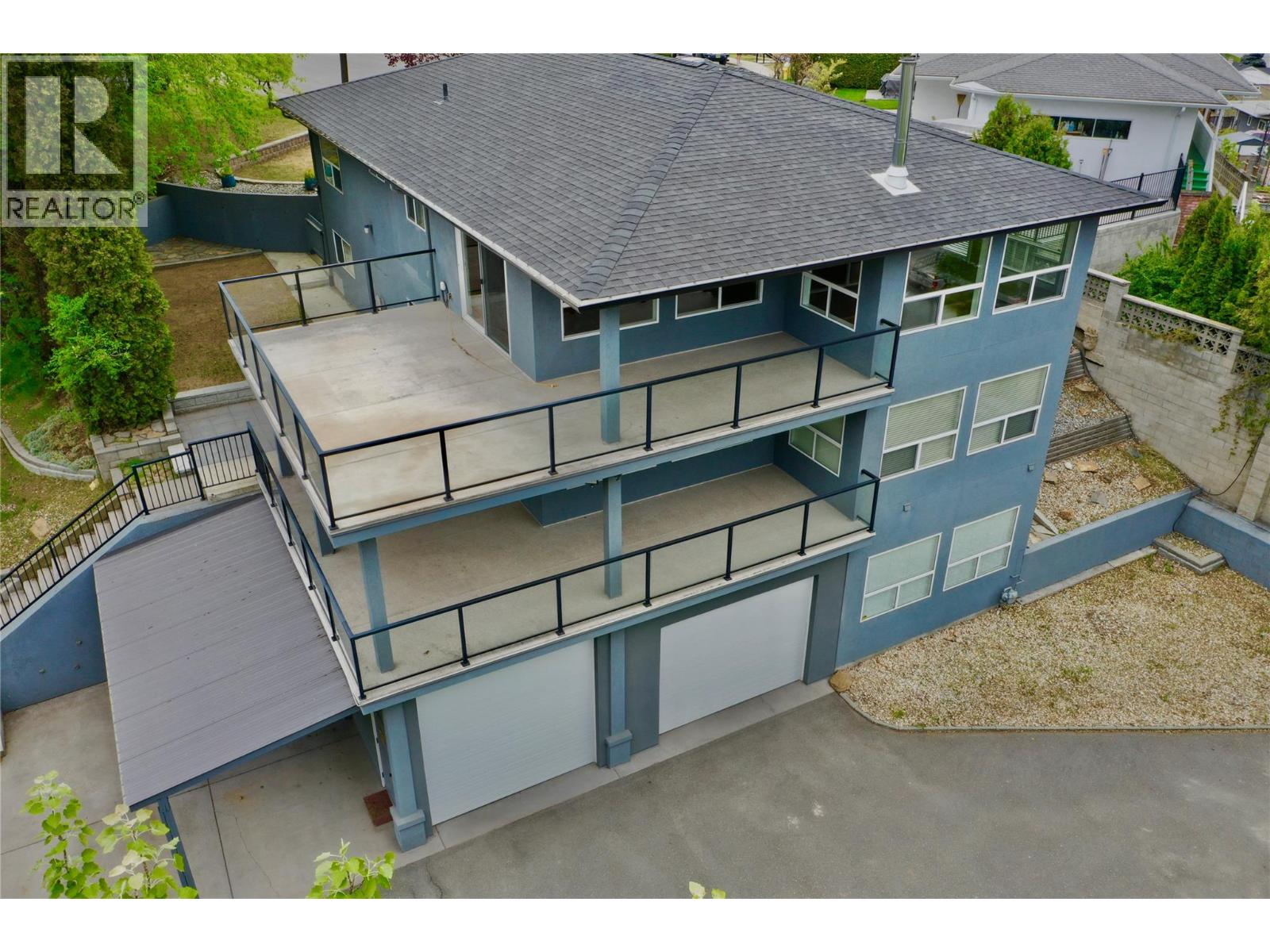 1491 Pine Crescent - Image 2