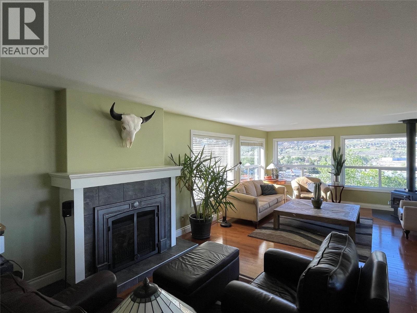 1491 Pine Crescent - 42