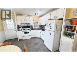 31 Cypress Mobile Home Park, Maple Creek, SK S0N1N0 Photo 11
