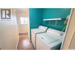31 Cypress Mobile Home Park, Maple Creek, SK S0N1N0 Photo 21
