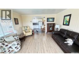 31 Cypress Mobile Home Park, Maple Creek, SK S0N1N0 Photo 9