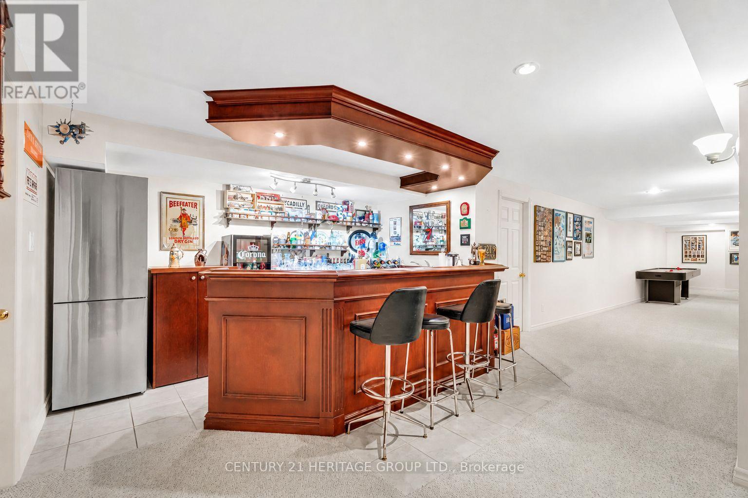 287 BURNS BOULEVARD - 32