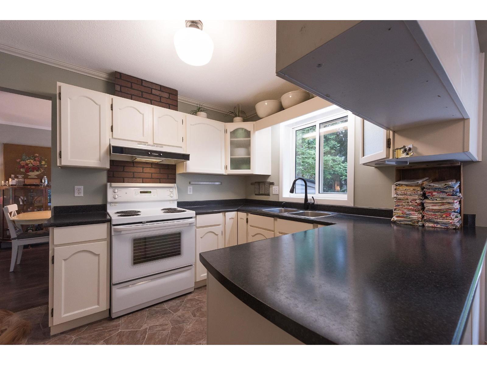 52394 YALE ROAD, Rosedale, Rosedale