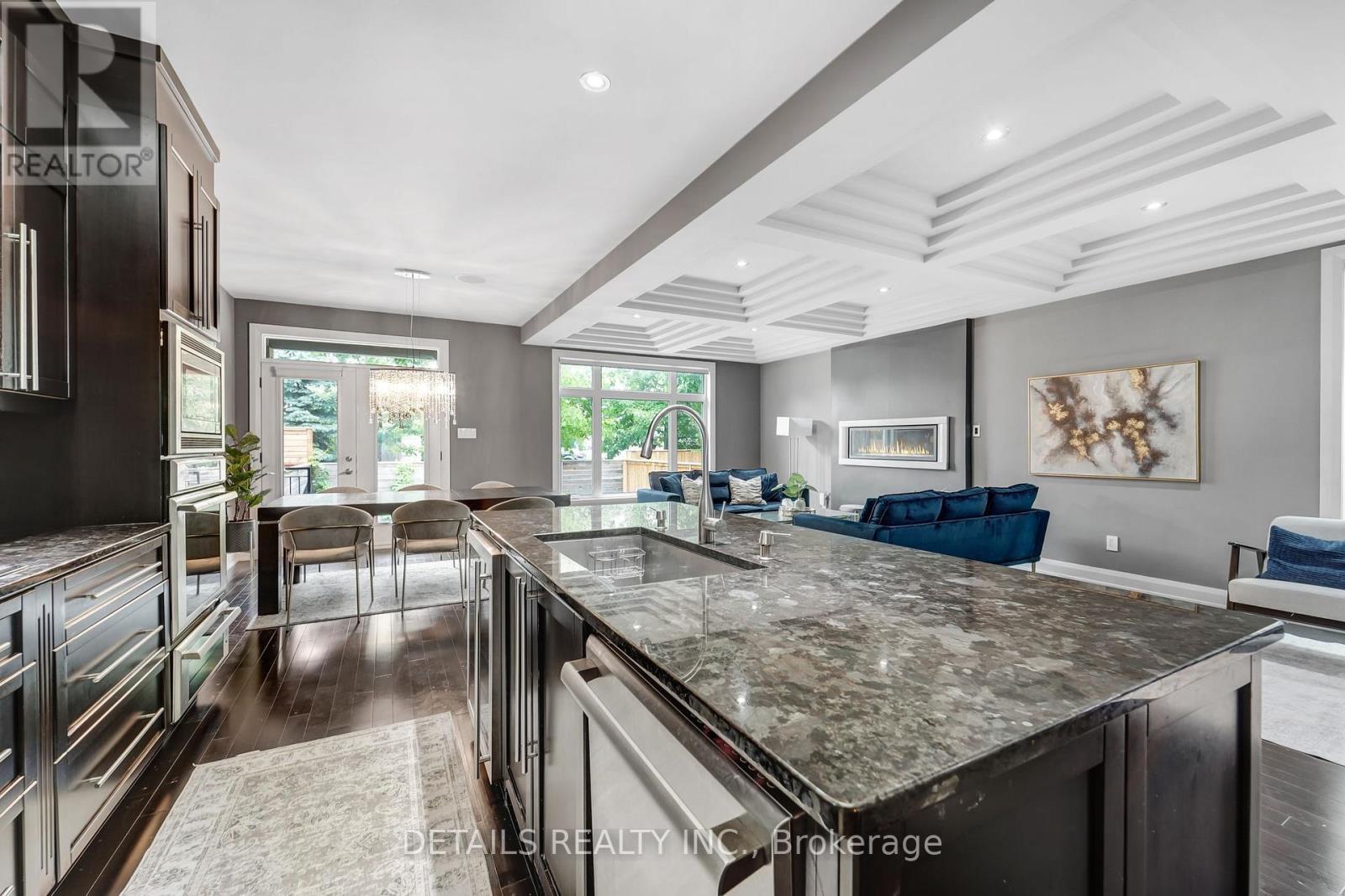 71 ELEANOR DRIVE - 14