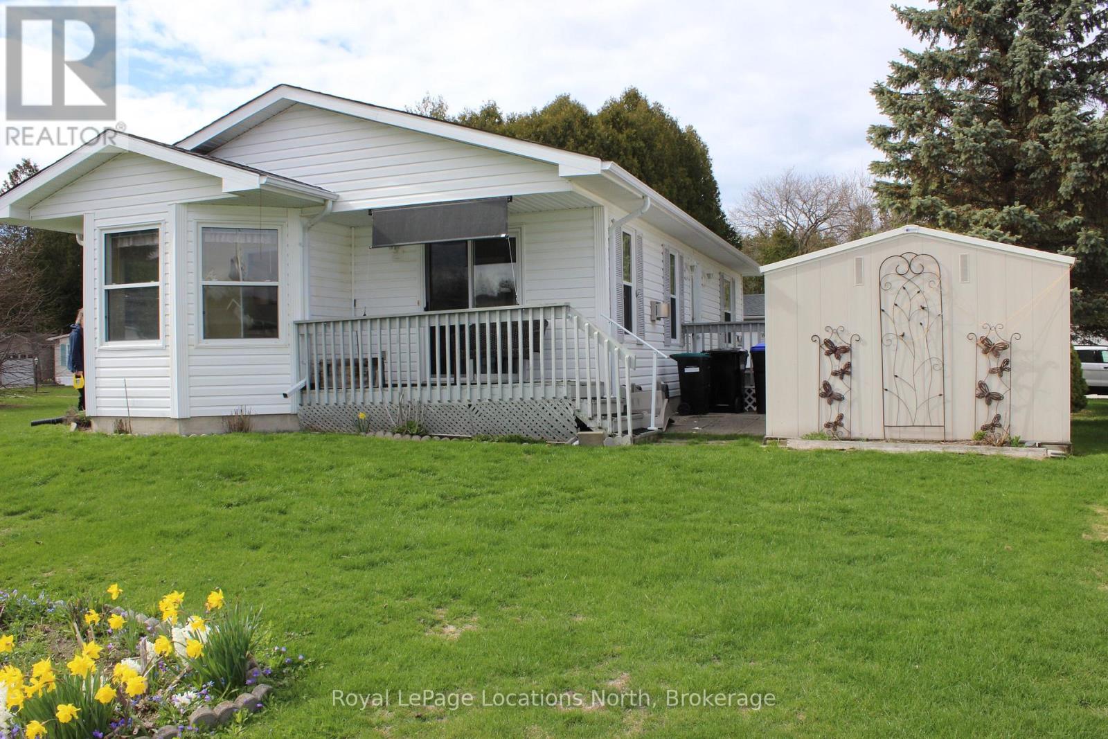 4 ST. JAMES PLACE - 26