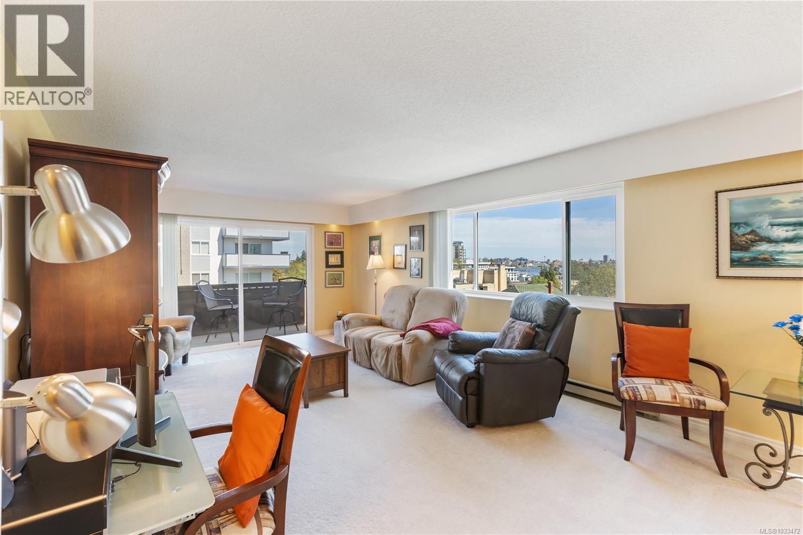 #202 929 Esquimalt Rd - 4