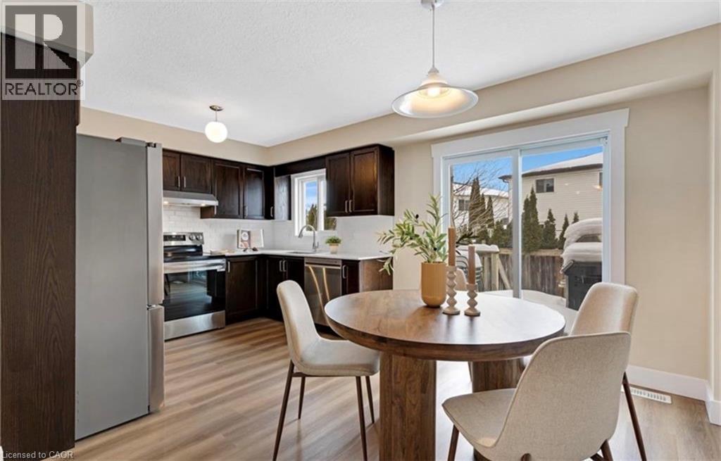 355 FISHER MILLS Road Unit# 43, Cambridge, Ontario, N3C4N5 — Photo 4