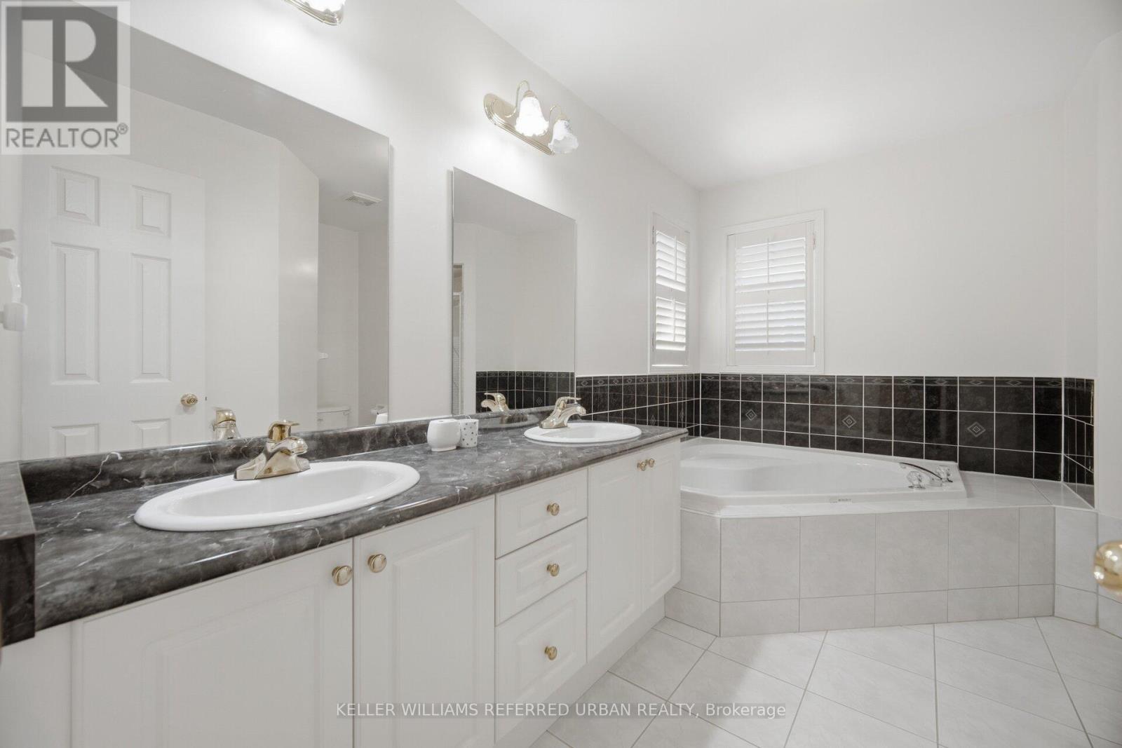 239 DRUMMOND DRIVE - 16