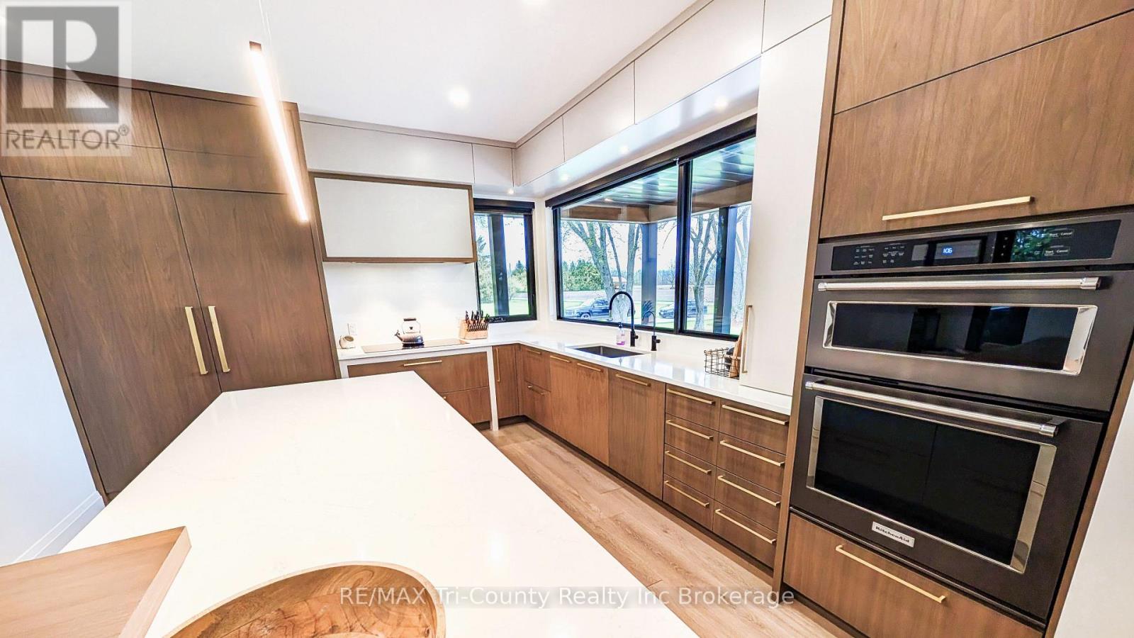 8987 POWERS ROAD - 8