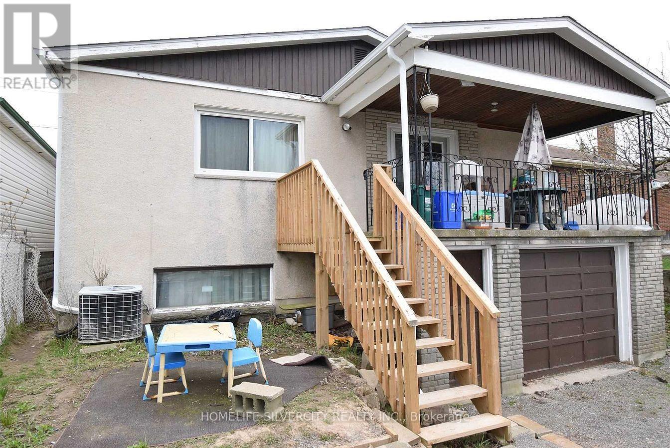106 TOWNLINE ROAD W - 2