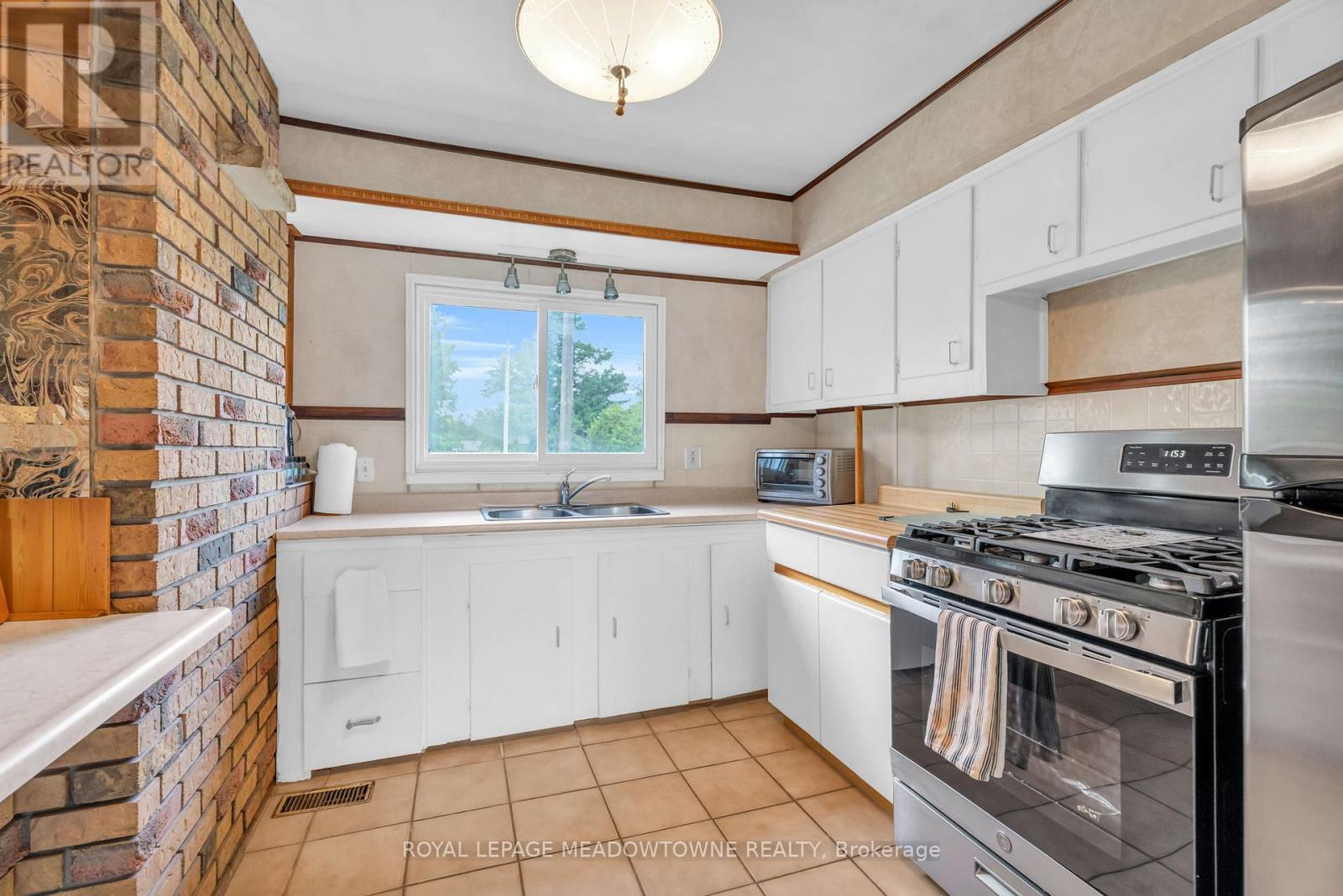 9483 WELLINGTON RD 124 - 19